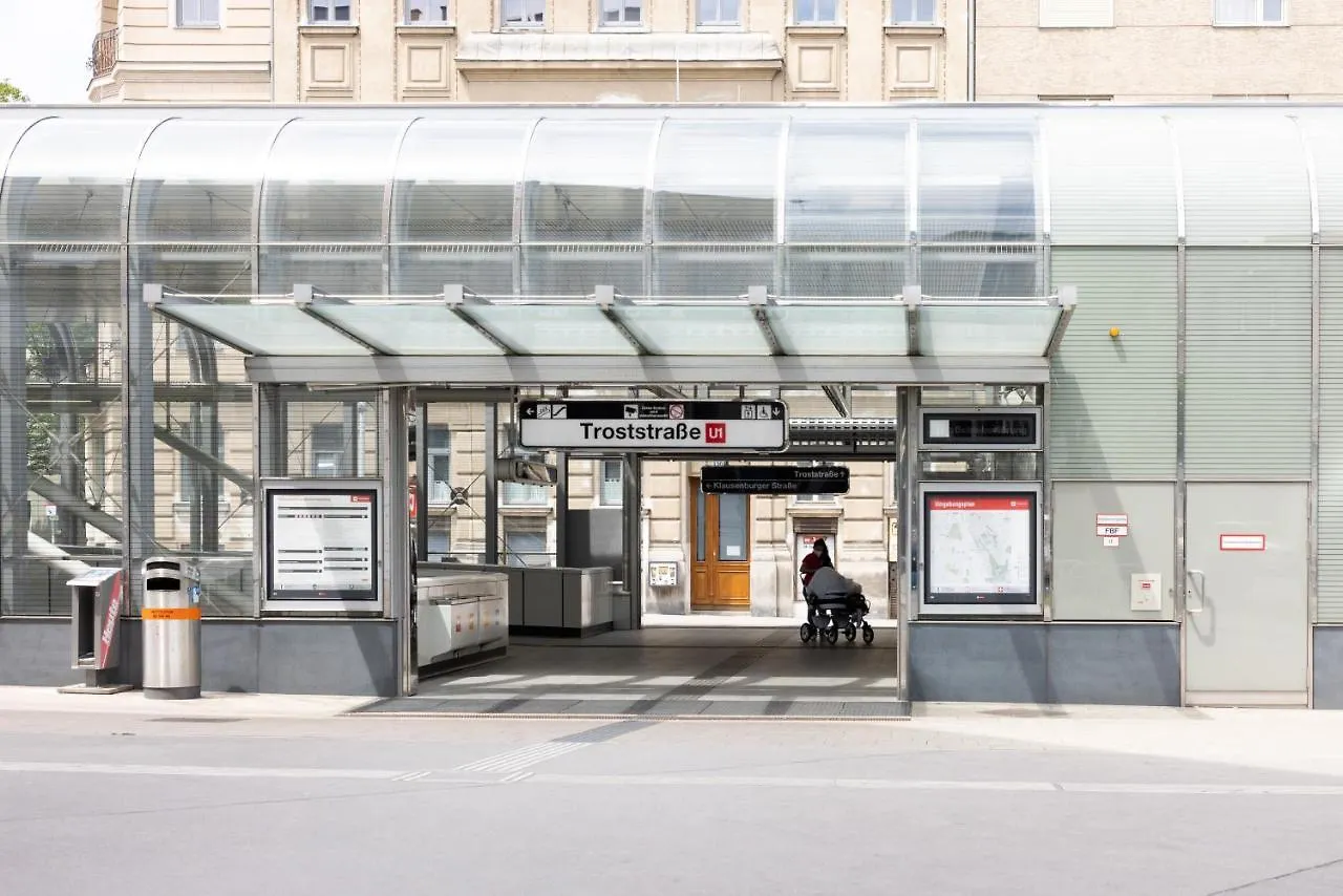 Spacious Vienna Central Station Residence אוסטריה