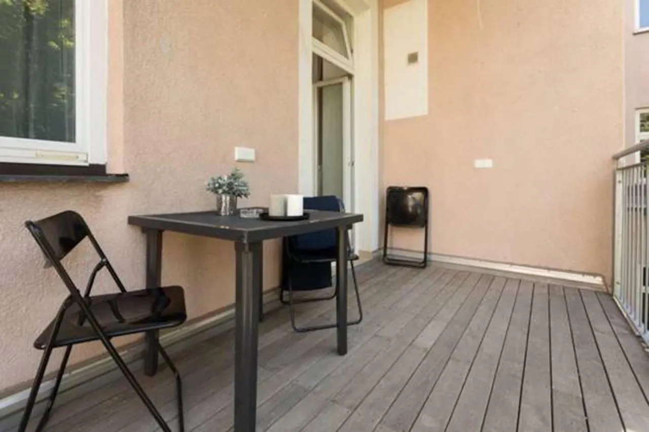 Spacious Vienna Central Station Residence 0*,