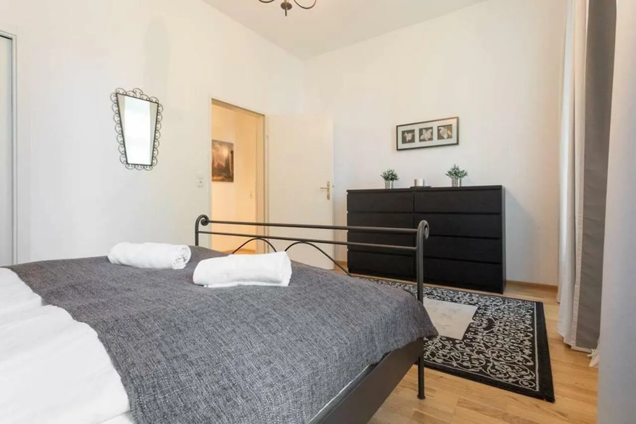 דירה Spacious Vienna Central Station Residence אוסטריה