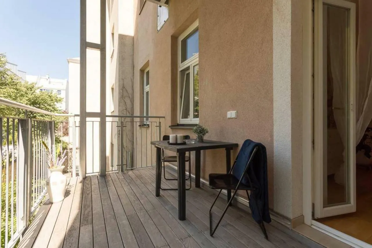 Spacious Vienna Central Station Residence