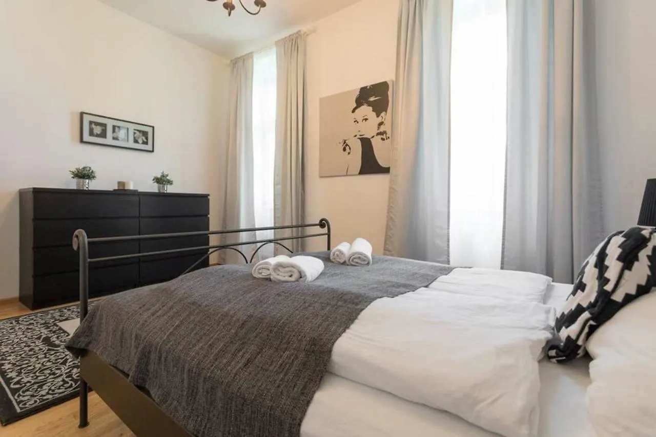 Apartment Spacious Vienna Central Station Residence